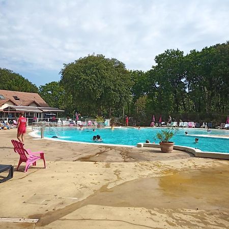 Mobil-Home Tout Confort A 300M De L'Ocean Saint-Brevin-les-Pins Exterior foto